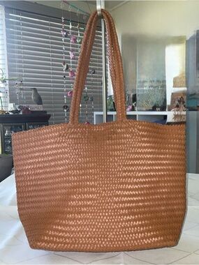 NEW TALBOTS THICK RICH BROWN LEATHER WOVEN TOTE STYLE DOUBLE STRAPS